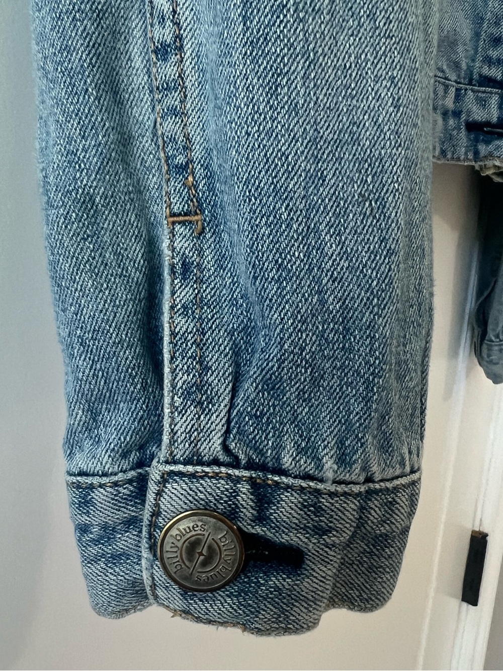 Billy Blues Classic Light Wash Denim Trucker Jacket 100% Cotton Womens Large - Picture 6 of 10